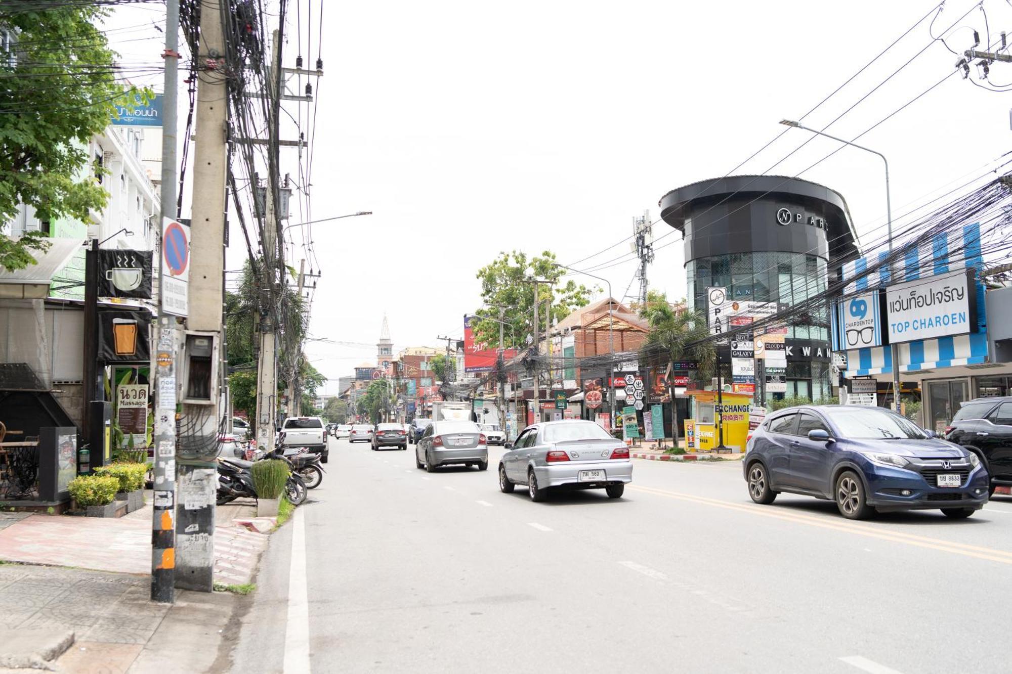 The Sister'S Home - Right In Nimman Chiang Mai Exterior foto